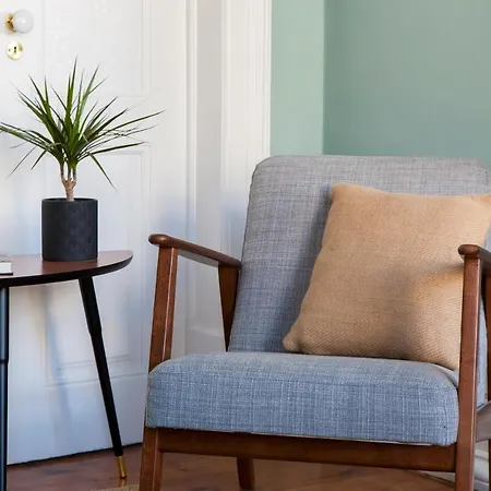 Artsy By Innkeeper Apartment