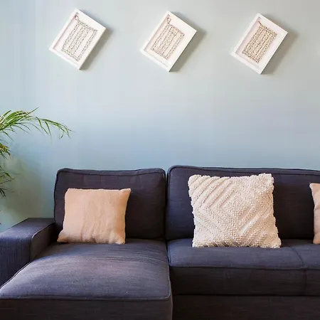 Artsy By Innkeeper Apartment